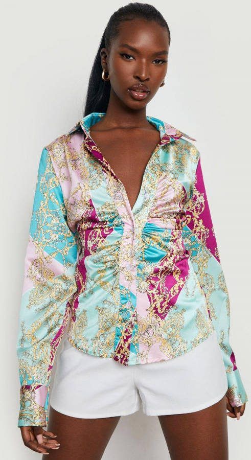 boohoo Geplooide Satijnen Kettingprint Blouse, Multi