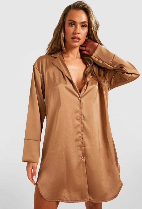 boohoo Oversized Satijnen Blouse Jurk, Camel