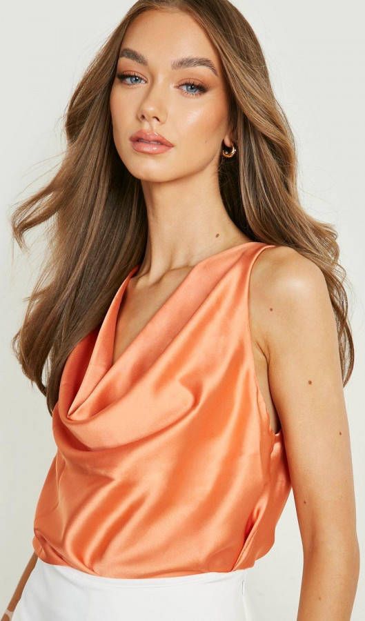 boohoo Satijnen Blouse Met Ketting, Orange