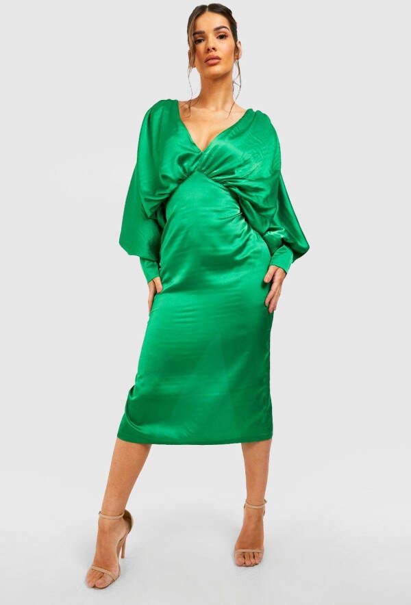 boohoo Satijnen Midi Jurk Met Laag Decolleté, En Shirtmouwen, Bright Green