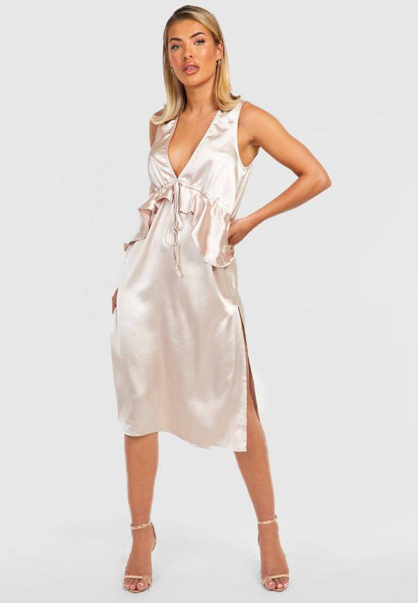 boohoo Satijnen Midi Jurk Met Ruches En Laag Decolleté,, Champagne