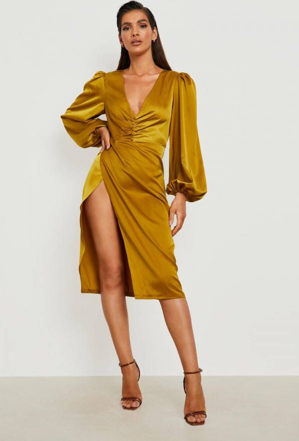 boohoo Satijnen Midi Jurk Met Ruches En Laag Decolleté,, Chartreuse