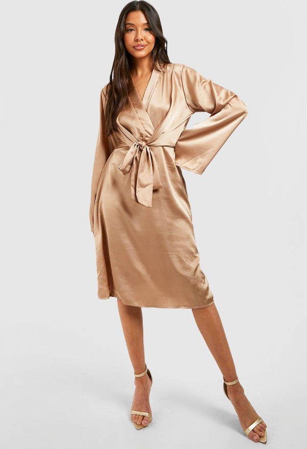 boohoo Satijnen Midi Jurk Met Wijde Mouwen En Strik, Champagne