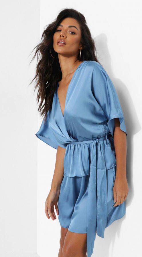 boohoo Satijnen Skater Jurk Met Korte Volume Mouwen En Ceintuur, Indigo
