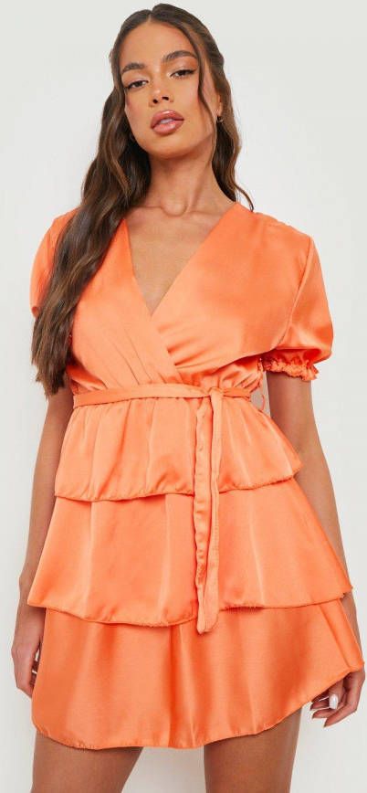 boohoo Satijnen Skater Jurk Met Ruches En Korte Mouwen, Orange