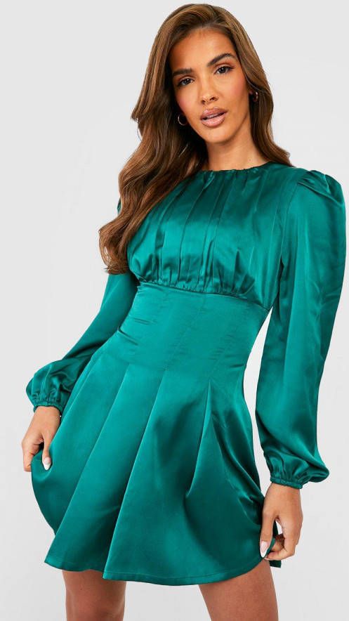 boohoo Satijnen Skater Jurk Met Shirtmouwen, Emerald