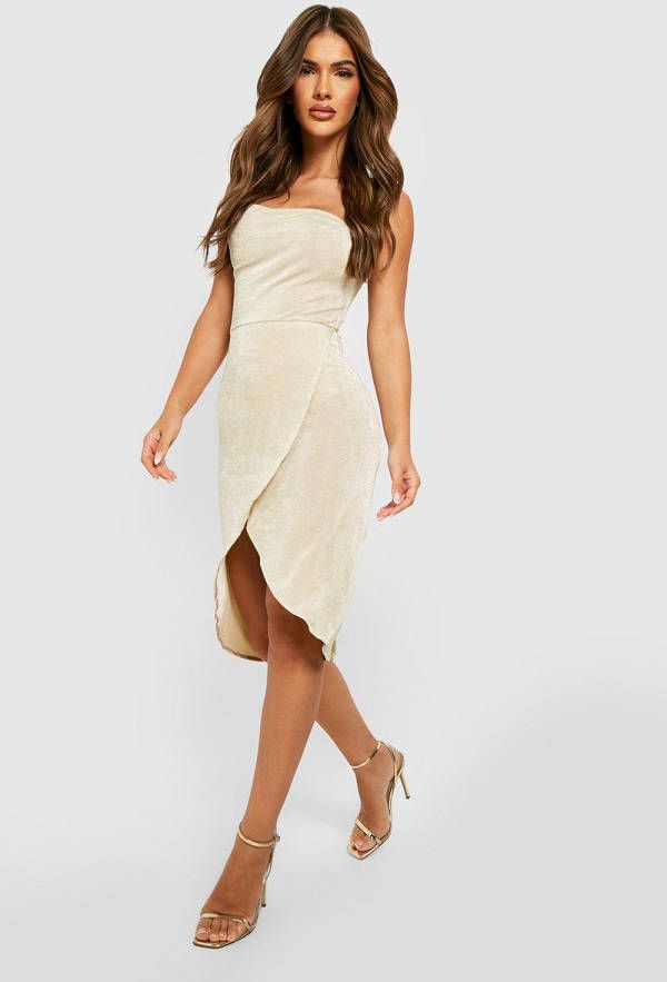 boohoo Strakke Wikkel Jurk Met Textuur En Waterval Hals, Champagne