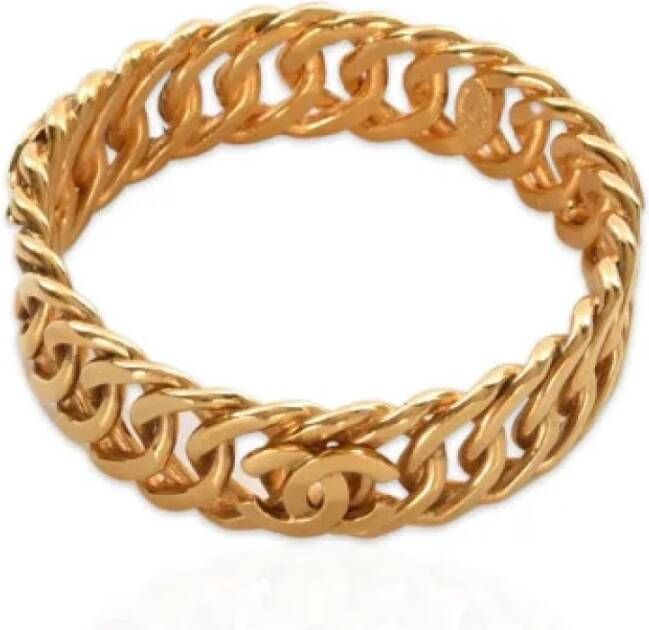 Chanel Vintage Voldoende metalen armbanden , Geel, Dames