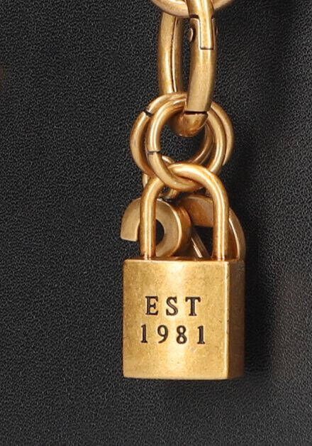 Guess Zwarte Schoudertas Amantea Zip Crossbody