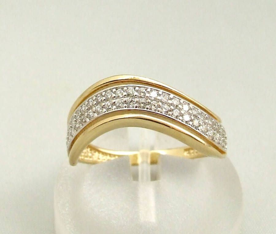 Casio Ocn zirkonia ring