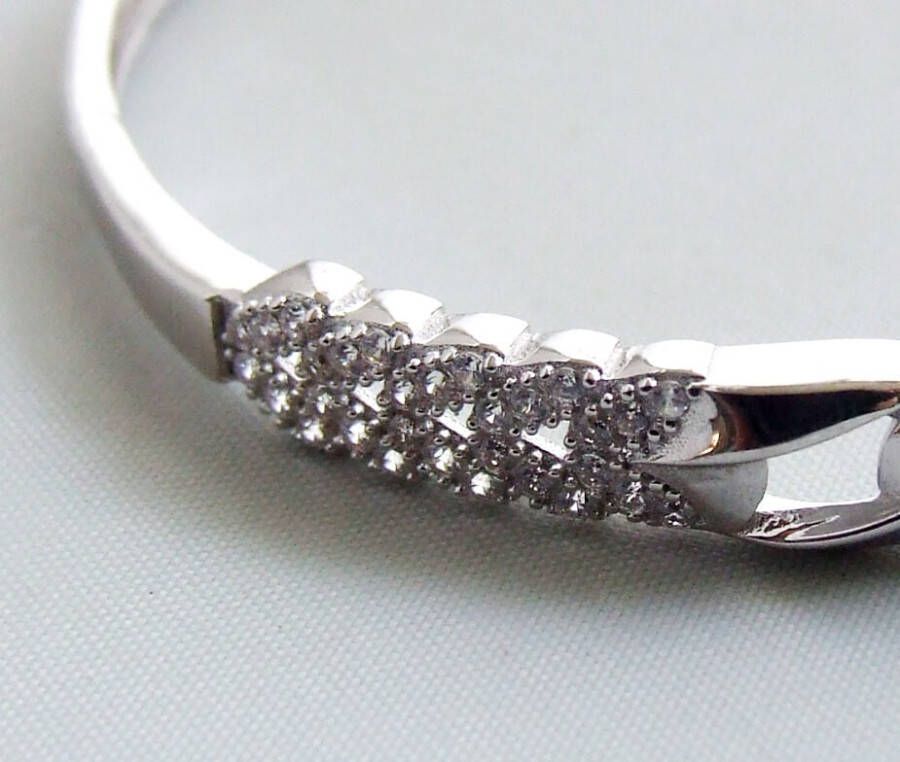 Christian Slavenarmband met zirkonia