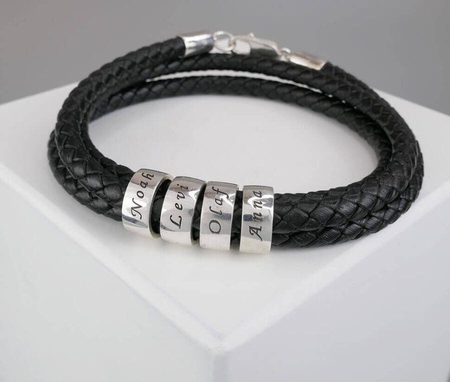 Christian Zilveren naam armband met leer
