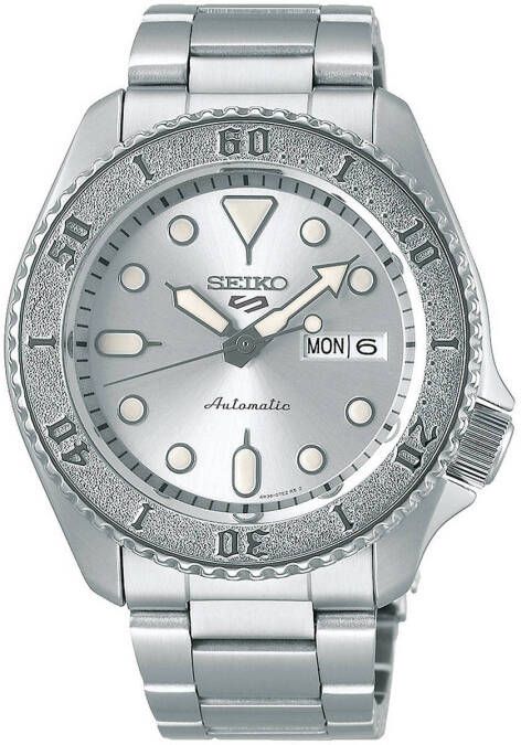 Seiko 5 Sports Automatic horloge SRPE71K1